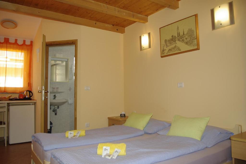 Apartments & Rooms Barbara Умаг Екстер'єр фото